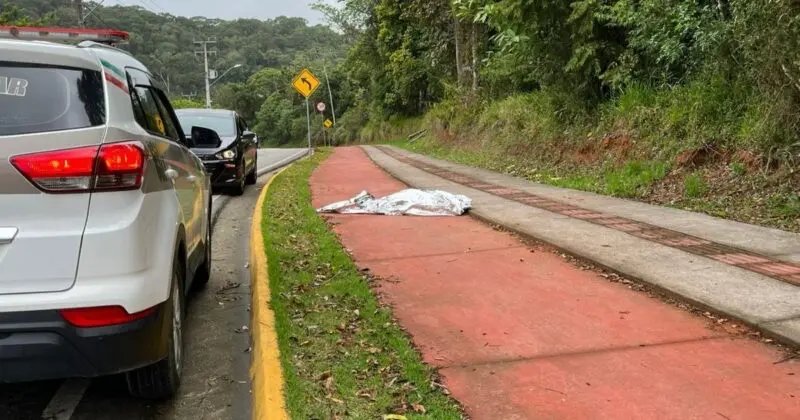 Mulher é encontrada morta e com sinais de violência