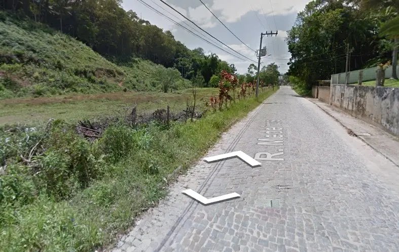 Dupla fica ferida a golpes de faca no bairro São Pedro