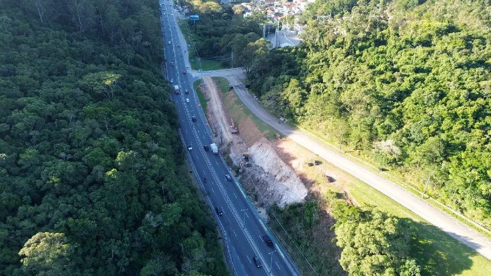 Programa Estrada Boa transforma malha rodoviária de SC com R$ 3,5 bilhões investidos