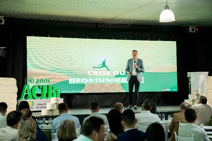 (VÍDEO) Empresários de Botuverá participam de Jantar de Ideias com palestra do secretário da Fazenda de SC