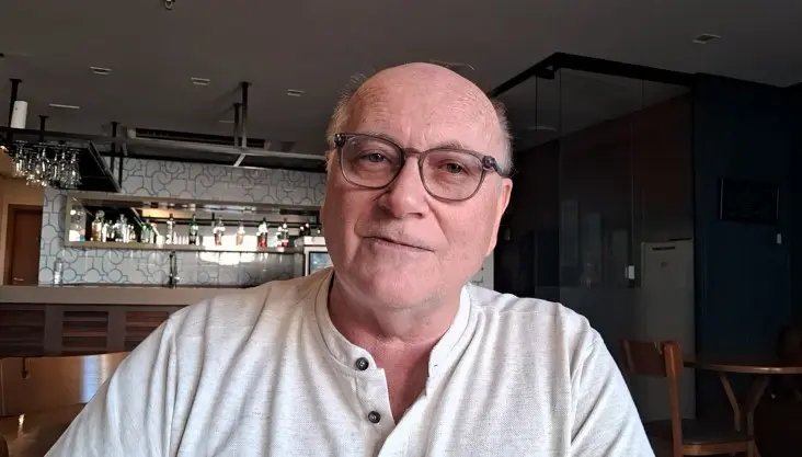 (VÍDEO) Medicina integrativa: Dr. Ademar Schönfelder fala sobre hábitos saudáveis e prevenção