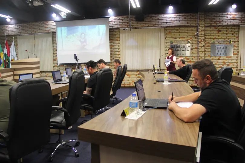 (VÍDEO) Câmara aprova criação da Escola Municipal de Trânsito
