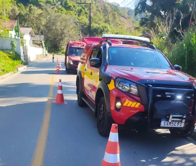 Queda deixa idoso inconsciente e com corte profundo na cabeça