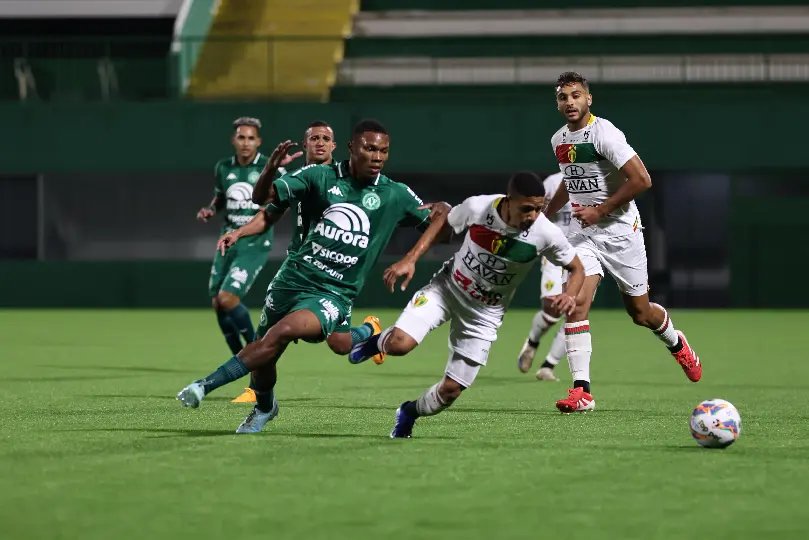 Brusque empata com a Chapecoense na Arena Condá