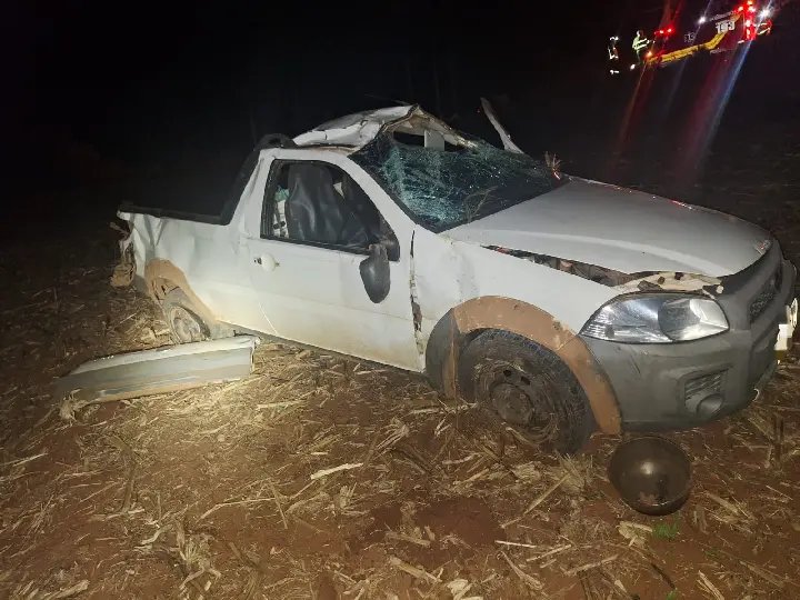 Idoso de 73 anos morre após capotamento de veículo