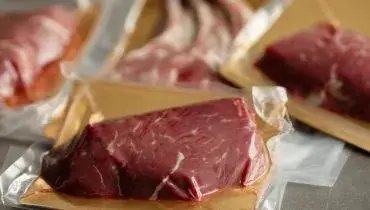 Mulher é presa ao tentar furtar picanha e chocolates em supermercado