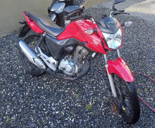 Motocicleta é furtada durante a madrugada em Brusque