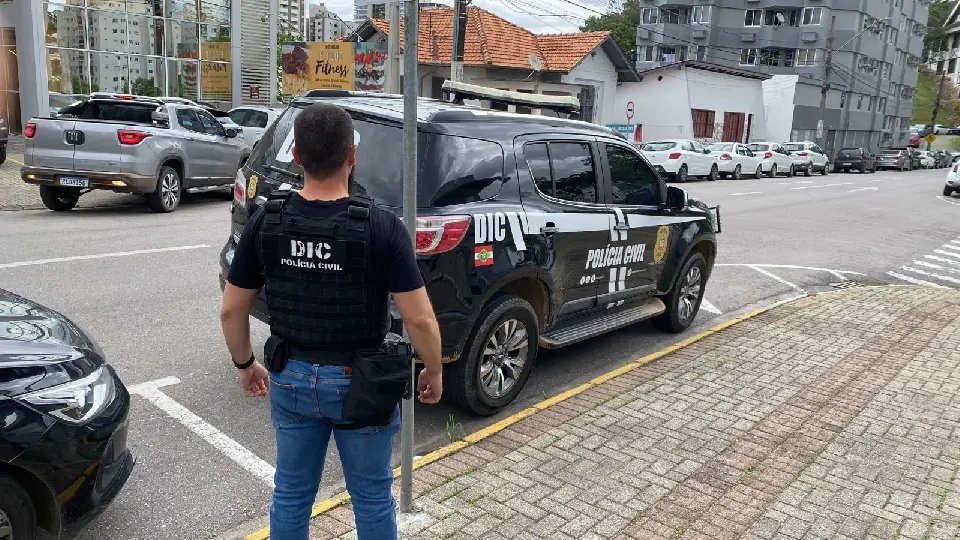 DIC localiza e prende homem com mandado ativo no Centro II