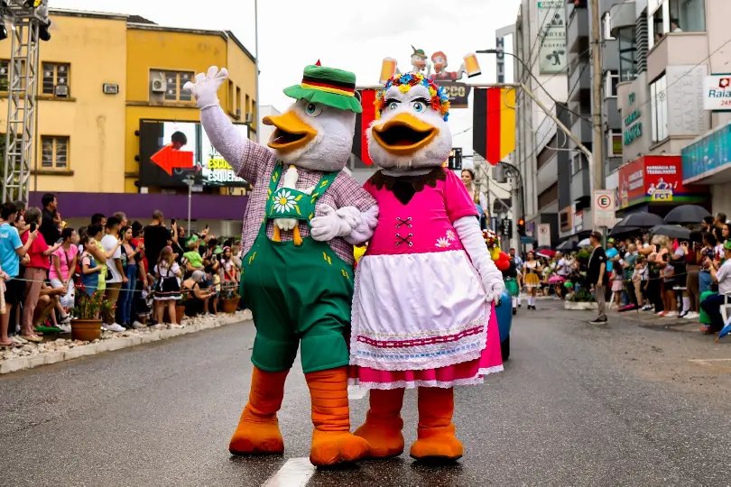 Confirmado desfile de abertura da 38ª Fenarreco