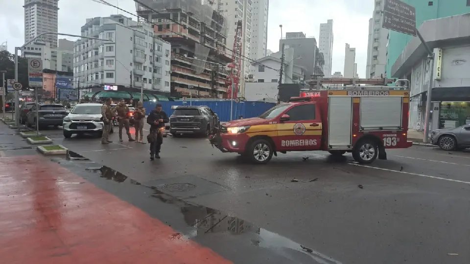 Bebê engasgado a caminho do hospital sofre acidente e criança fica em estado grave