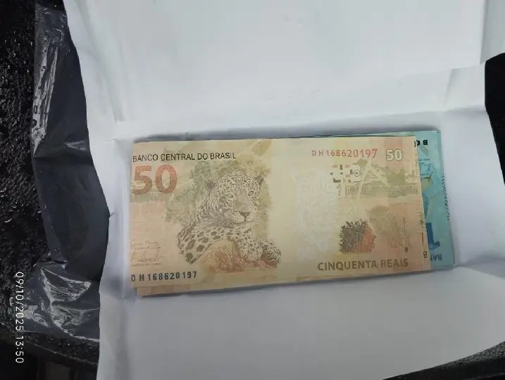 Mais de R$ 2 mil em notas falsas são apreendidos pela PM