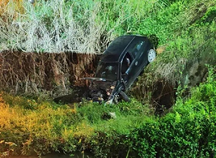 Duas mulheres ficam feridas em colisão frontal na BR-280