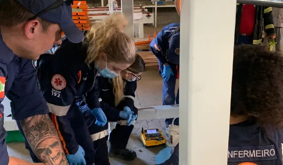 Trabalhador morre após ser atingido por braço mecânico 