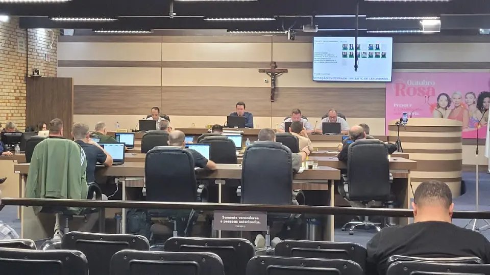 (VÍDEO) Vereador propõe recompensa para denúncias de descarte irregular de lixo