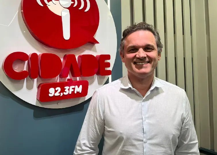 (VÍDEO) Gui Pereira visita Brusque e entrega emenda via Júlio Garcia