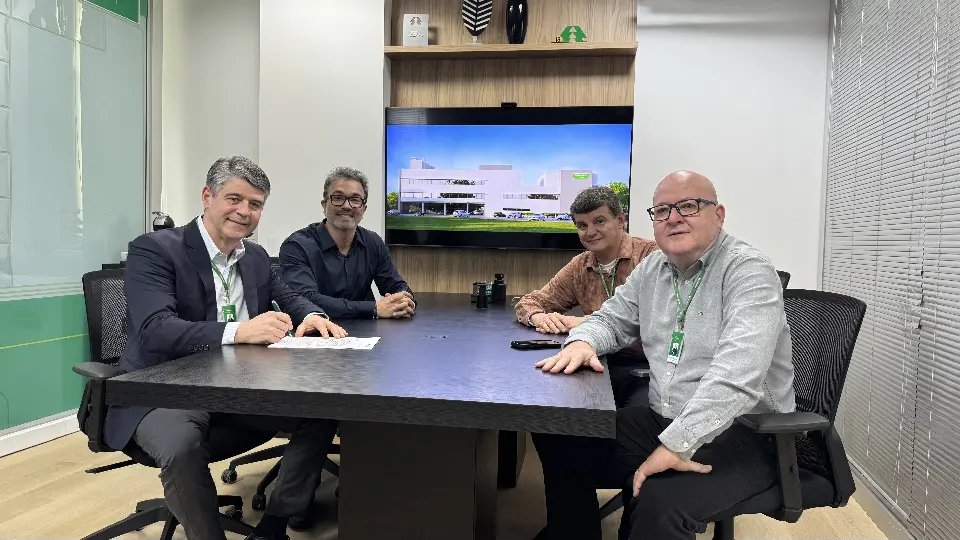 Unimed Brusque inicia nova fase da construção do hospital em parceria com a Construtora Baggio