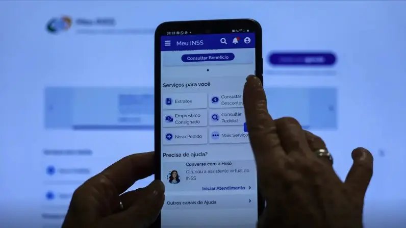 Quatro milhões de pessoas terão de fazer prova de vida no INSS