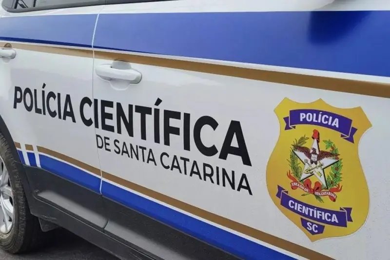 Jovem morre após cair de andaime em obra de galpão esportivo