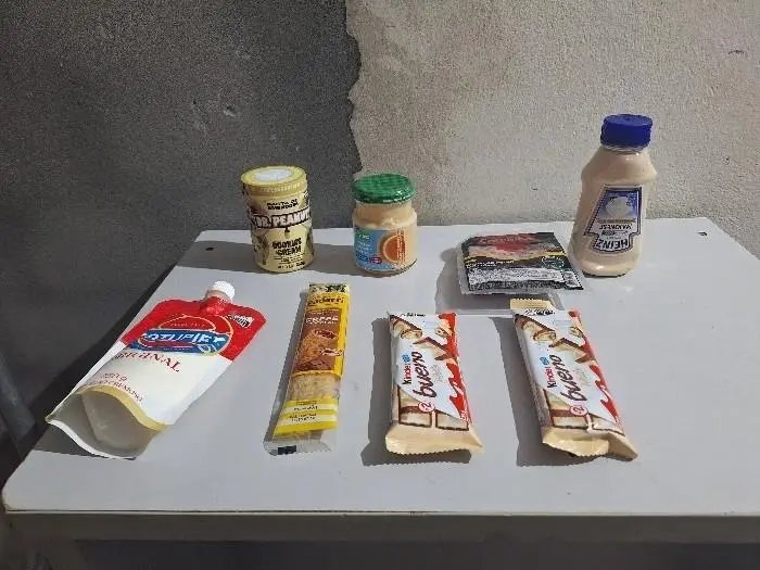 Jovem é presa após furtar produtos de supermercado no Santa Terezinha