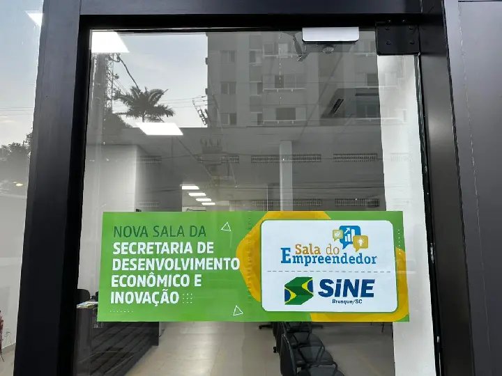 SINE Brusque divulga mais de 200 vagas de emprego