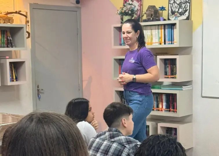Professora da EEF Dr. Carlos Moritz é premiada em programa estadual de Educação Financeira