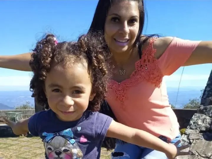 Identificadas mãe e filha mortas a tiros em SC