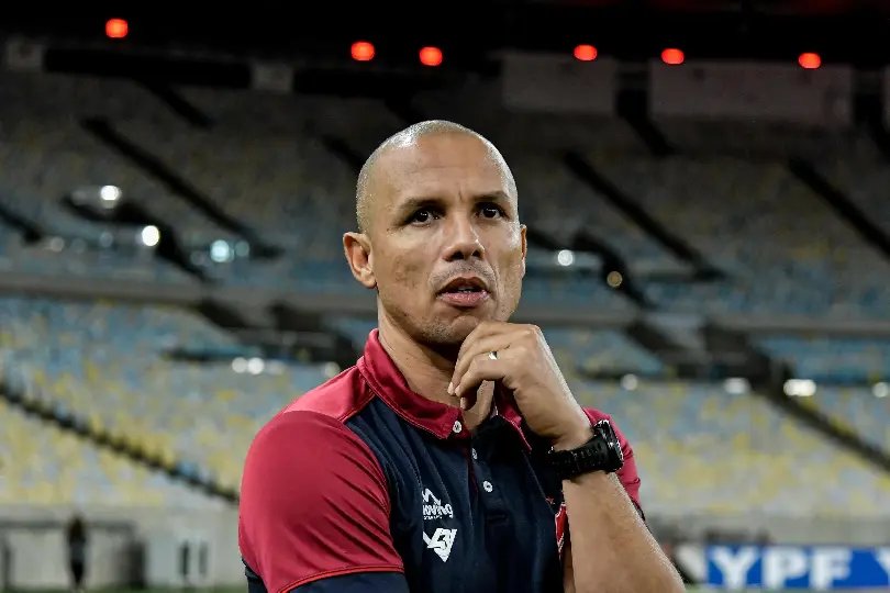 (ÁUDIO) “Chego com muita vontade de vencer”, diz Higo Magalhães