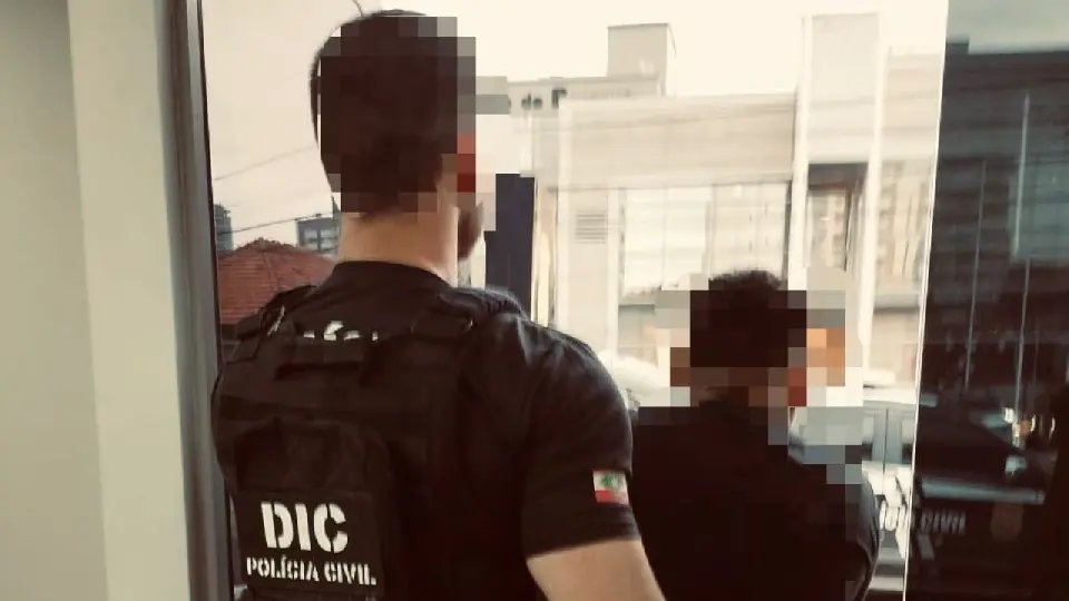 Polícia prende homem em flagrante por tráfico de drogas no Azambuja