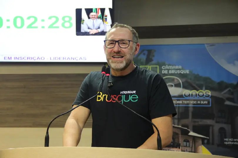 (VÍDEO) Aprovado projeto do vereador Paulinho Sestrem que cria central de libras na cidade