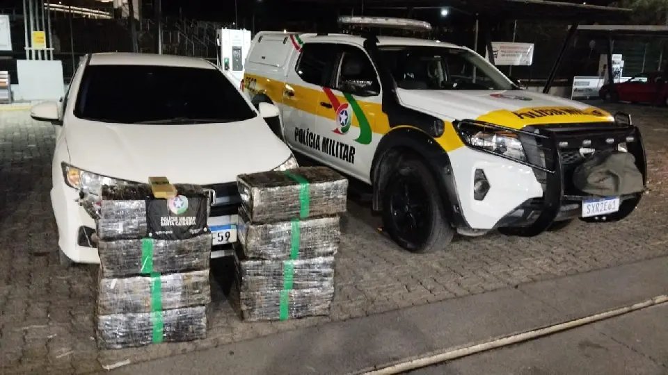 Tentativa de fuga termina com prisão e grande apreensão de maconha