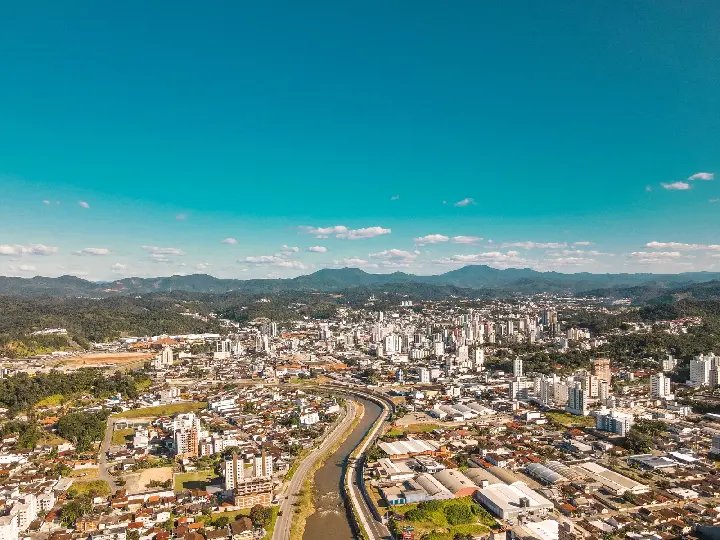 Brusque abre inscrições para guias de gastronomia nas férias