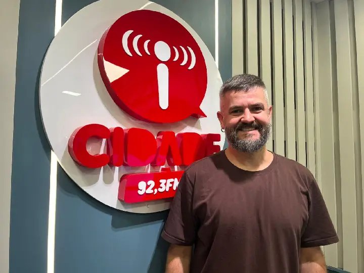 (VÍDEO) Falta de vagas temporárias surpreende no fim de ano, aponta diretor do Sine Brusque