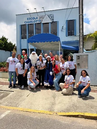 Natal Feliz Havan inicia ações com entrega na Escola Charlotte