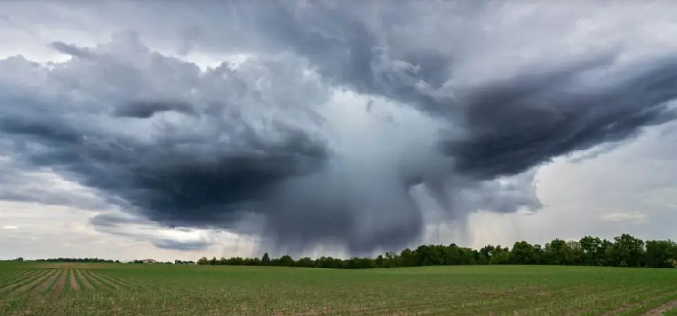 Chuva, calor e temporais? Veja como fica o clima neste fim de semana
