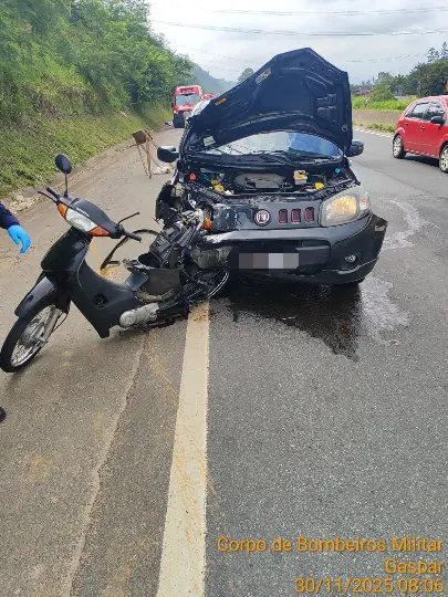 Duas pessoas morrem em grave acidente entre carro e moto 