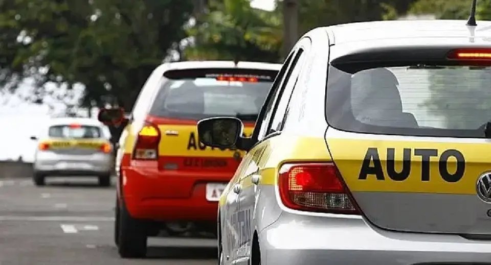 Contran aprova novas regras da CNH e acaba com aulas obrigatórias em autoescolas