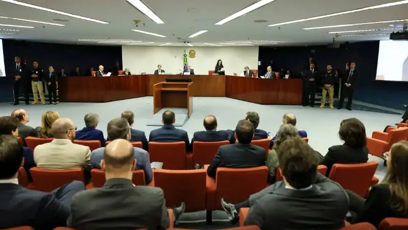 STF: julgamento pode condenar mais seis réus pela trama golpista