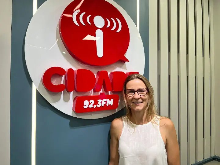 (VÍDEO) Coordenadora do Núcleo Têxtil da AmpeBr reforça convite para o Bazar das Fábricas
