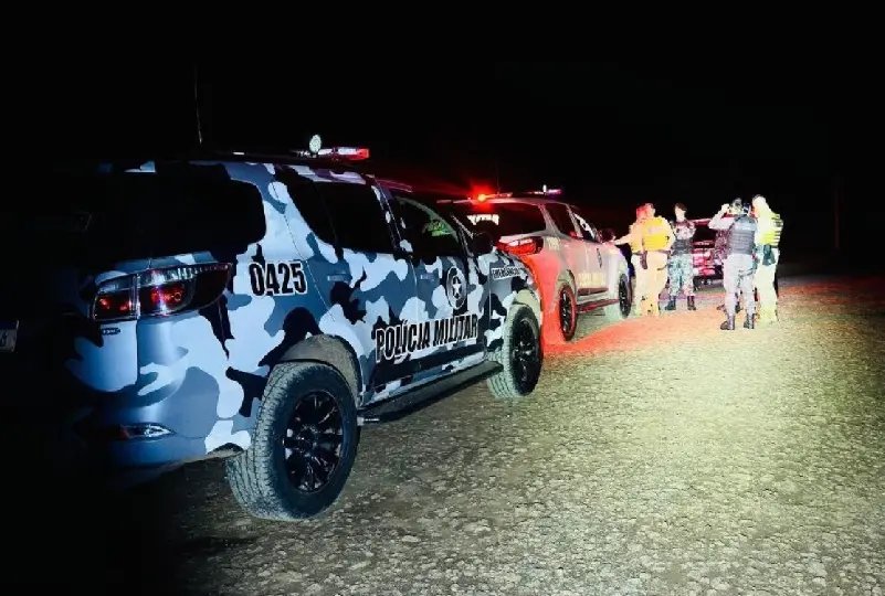 Adolescente admite ter matado homem a tiros e indica local do corpo