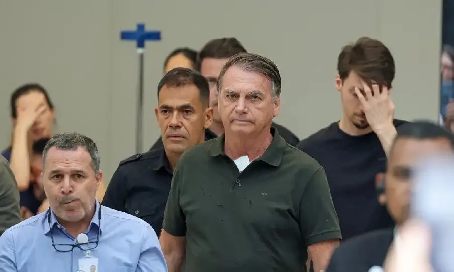Moraes autoriza cirurgia de Bolsonaro no dia de Natal