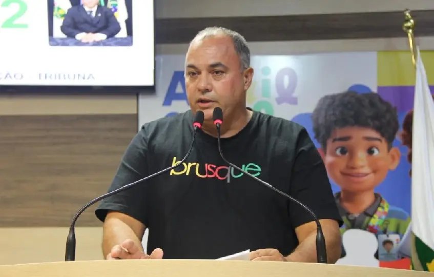 (VÍDEO) Vereador comenta trabalho no Legislativo e situação do abastecimento de água na cidade 