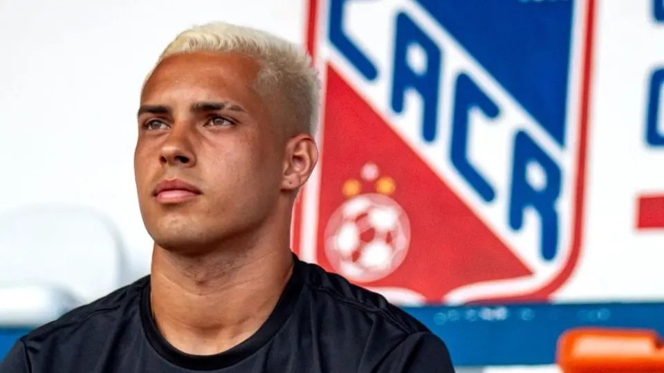 Carlos Renaux anuncia retorno do meia Matheus Campos