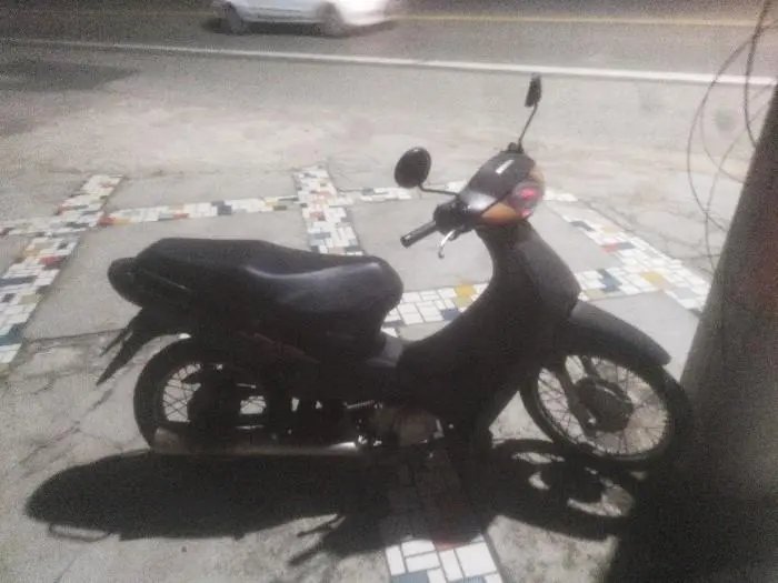 Motoneta furtada é recuperada e suspeito é detido