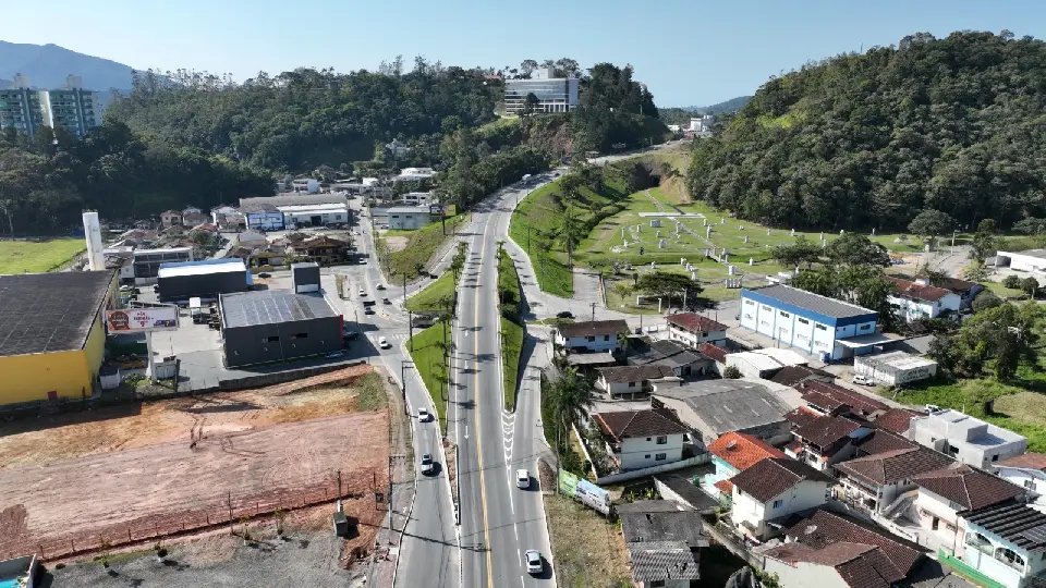Obras em viaduto terão interdição total e alterações no tráfego
