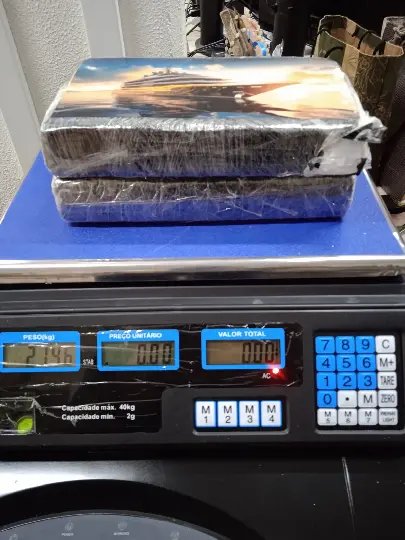 Receita e Polícia Civil apreendem cocaína em transportadora