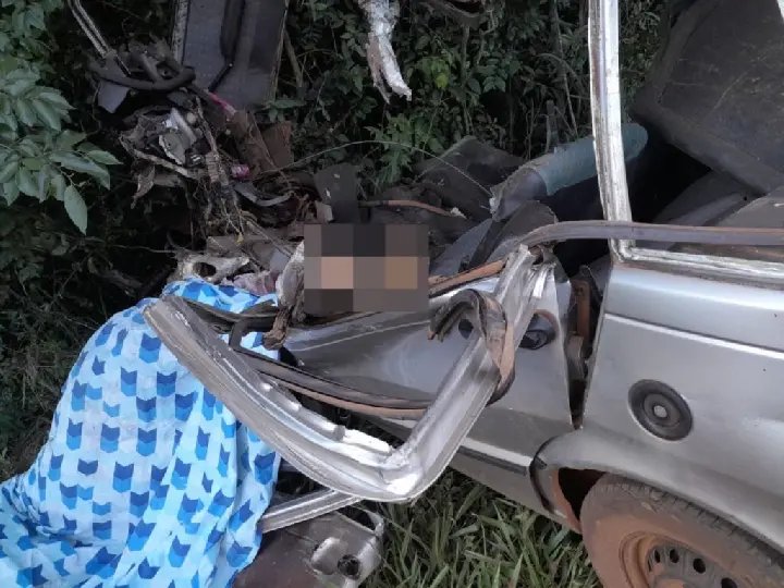 Acidente entre carro e caminhão deixa um morto na SC-159