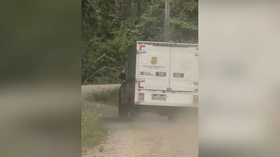 Idoso e vizinho são assassinados a facadas