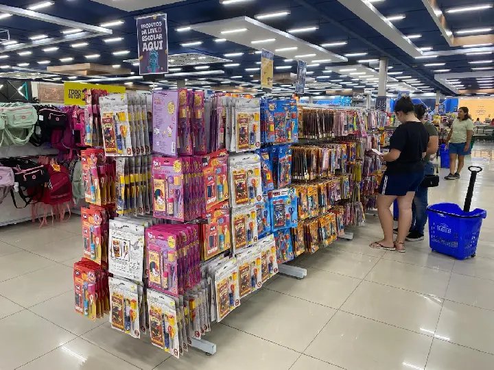 Havan projeta aumento de 20% nas vendas de material escolar