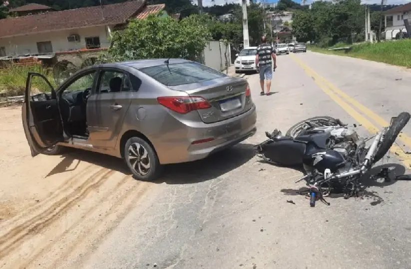 Manhã de domingo é marcada por acidente grave no São Pedro