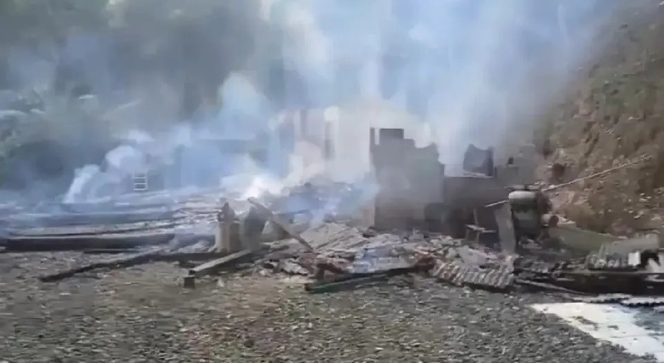 Bombeiros atualizam informações sobre incêndio que destruiu casa em Botuverá